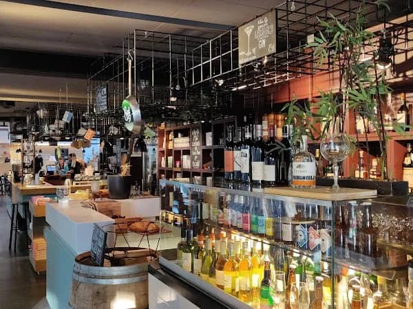 Restaurant EAST